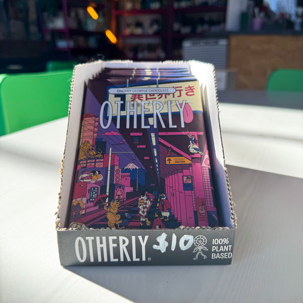 OTHERLY CHERRY // 130G // OATM*LK CHOCOLATE