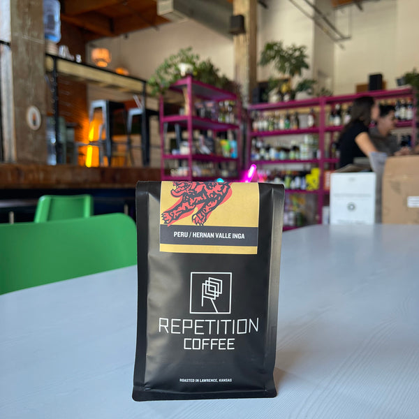 Repetition Coffee Peru / Hernan Valle Inga